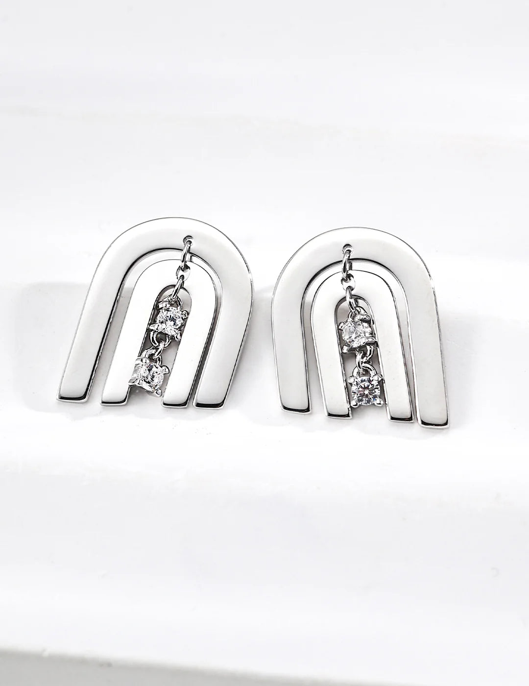 Minimal Arch Zircon Stud Earrings
