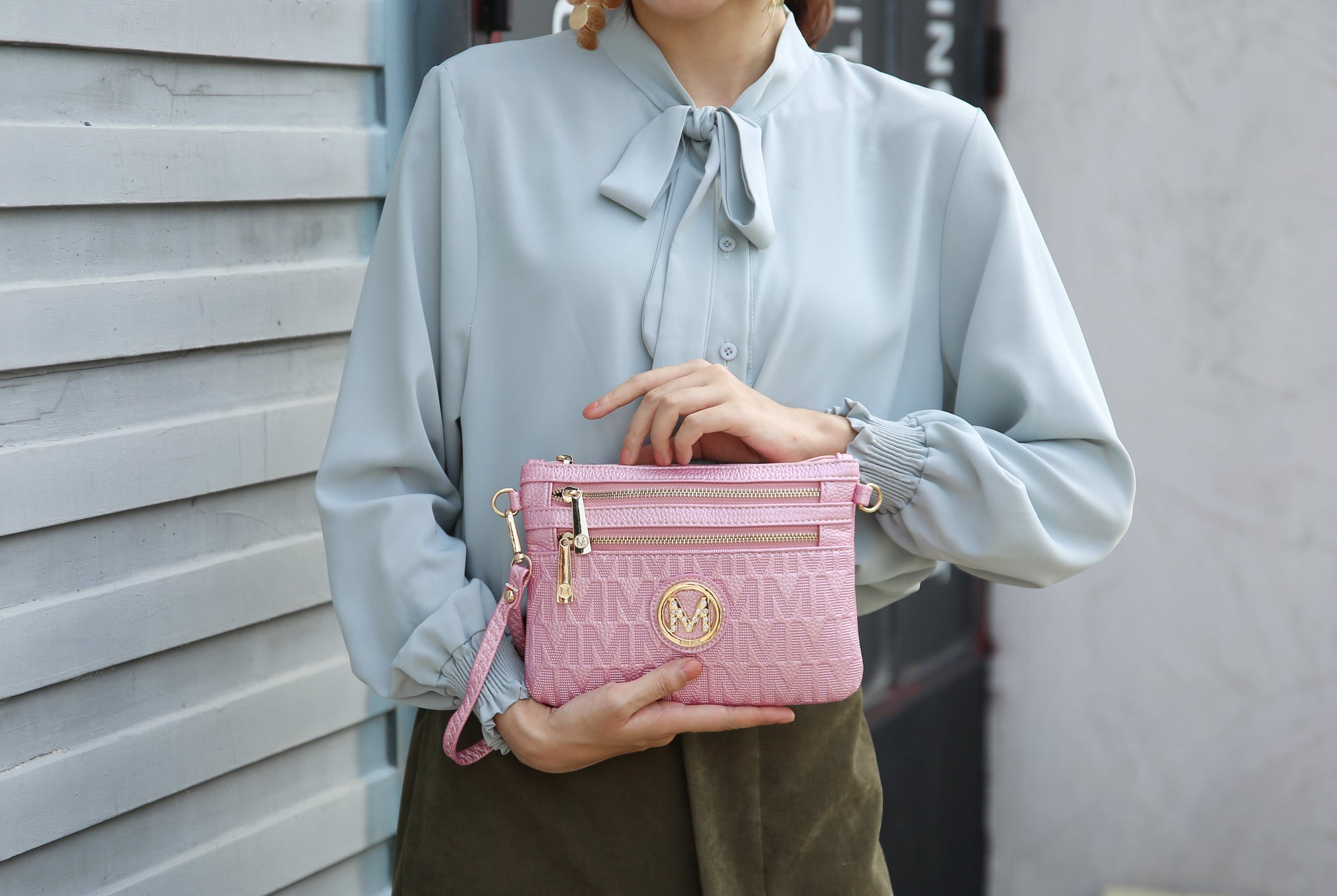 Roonie Milan M Signature Women'S Crossbody Bag, Designer Wristlet Handbag by Mia K - Black