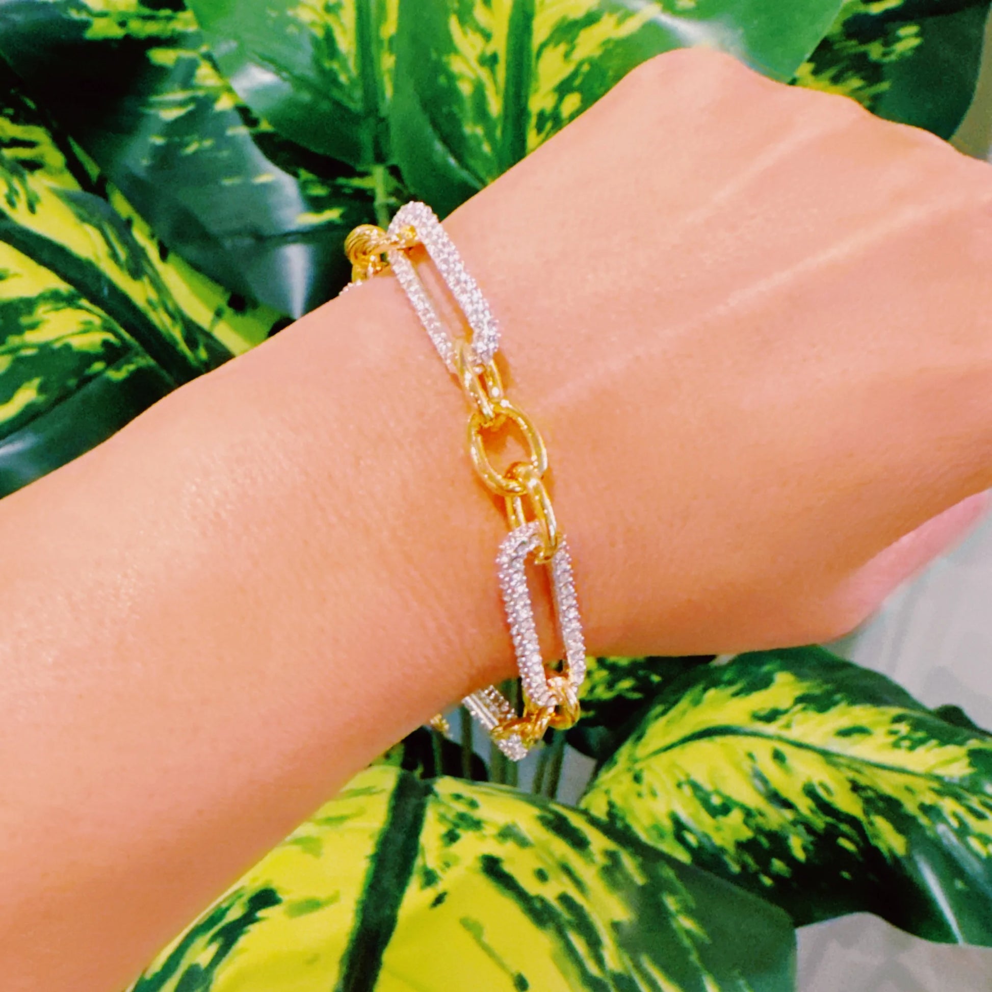 Chic and Glam Chain Bracelet